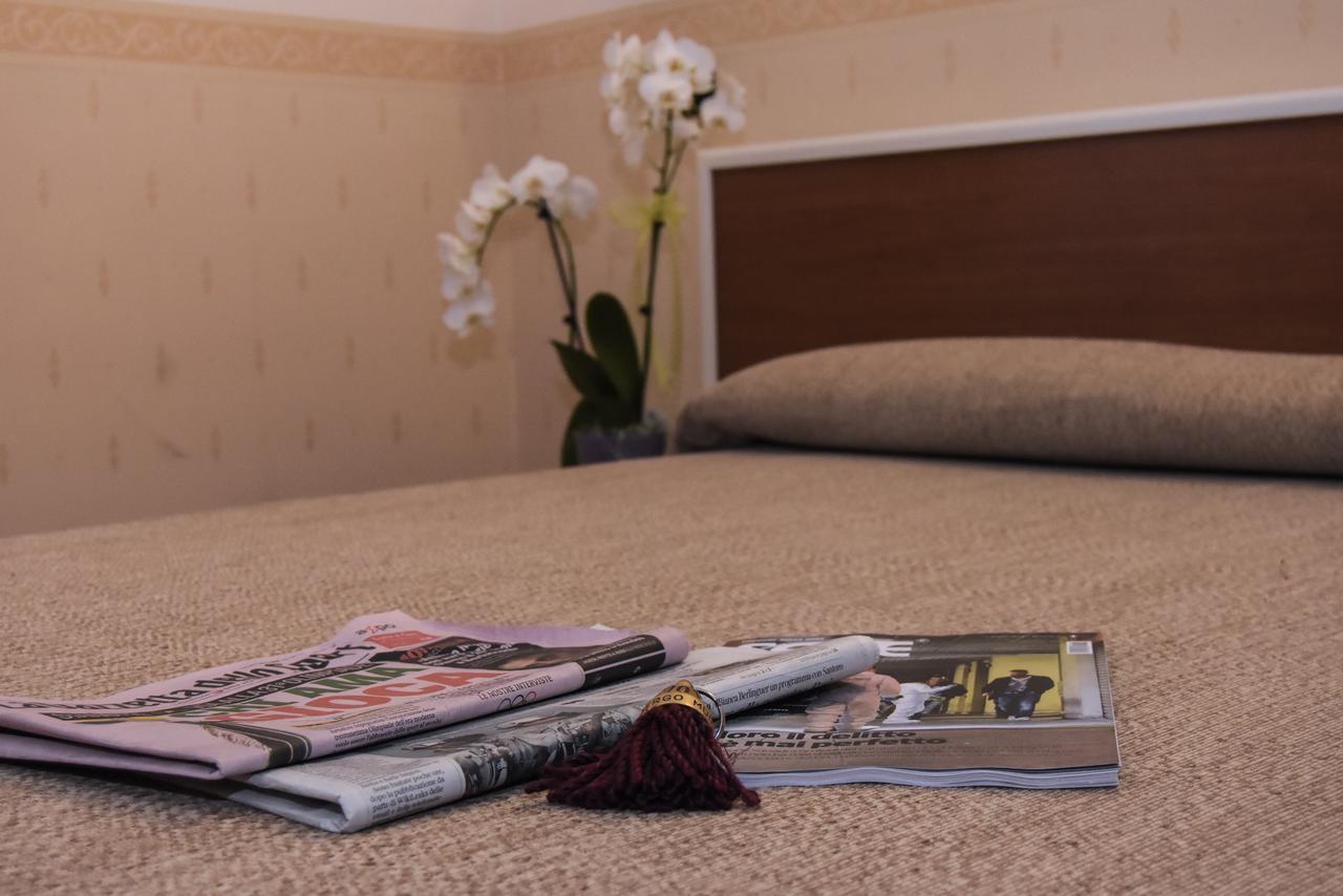 Albergo Munsci' Rovello Porro Εξωτερικό φωτογραφία